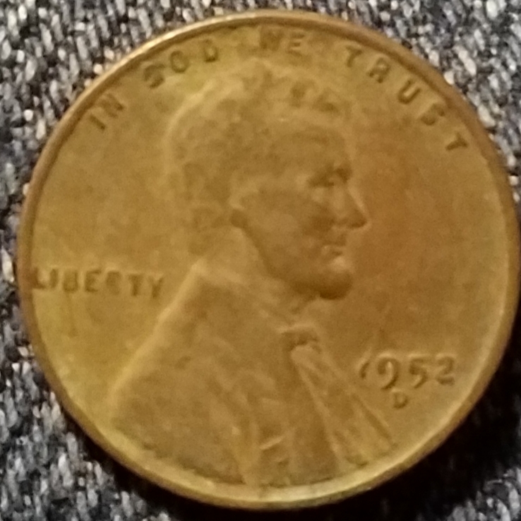 1952-D-LWC-With-A-Smaller-Wired-Shaped-1?
