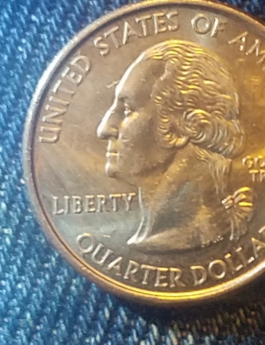 Does-Anyone-Know-What-Causes-These-Holographic-Lines?