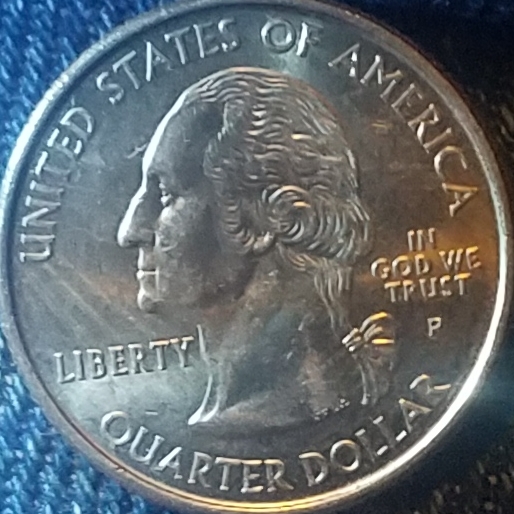 Does-Anyone-Know-What-Causes-These-Holographic-Lines?