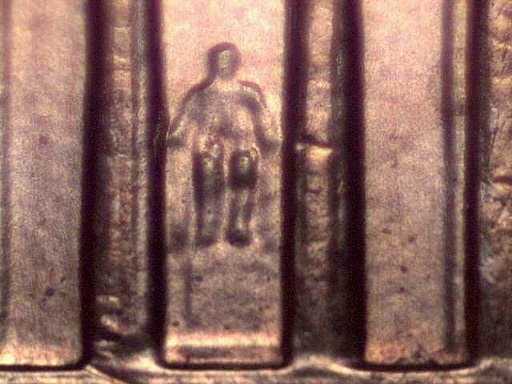 Couple-Of-DDRs,-Bars-And-Extra-Knees