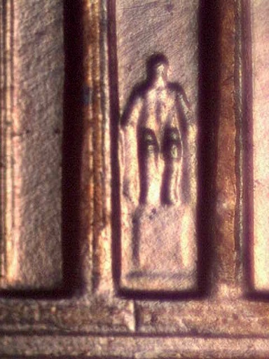 Couple-Of-DDRs,-Bars-And-Extra-Knees