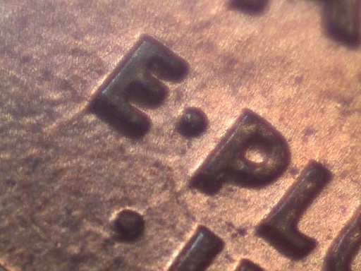 1999-P-LMC--Big--Die-Crack-On-Reverse-Going-Down-The-Steps?