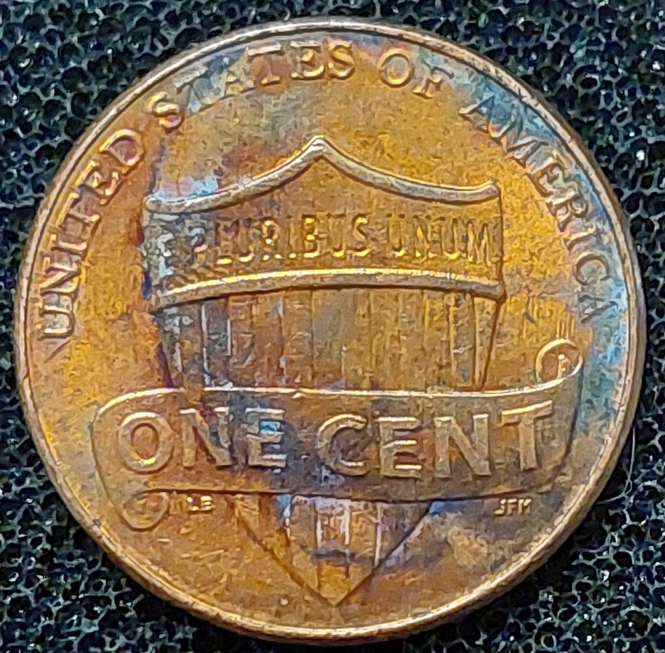 2013-D-Lincoln-Shield-Cent-With-Crazy-Toning-And-Texture.