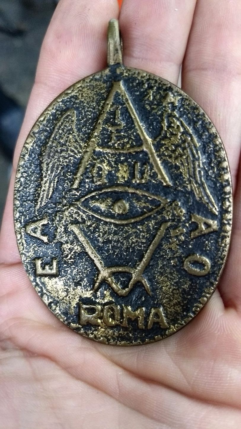 Mysterious-Medal!-Please-Help-ID?--Masonic?-Talisman?