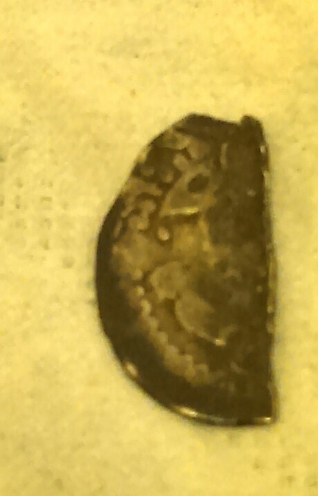Unidentifiable-?-Short-Cross-Half-Penny