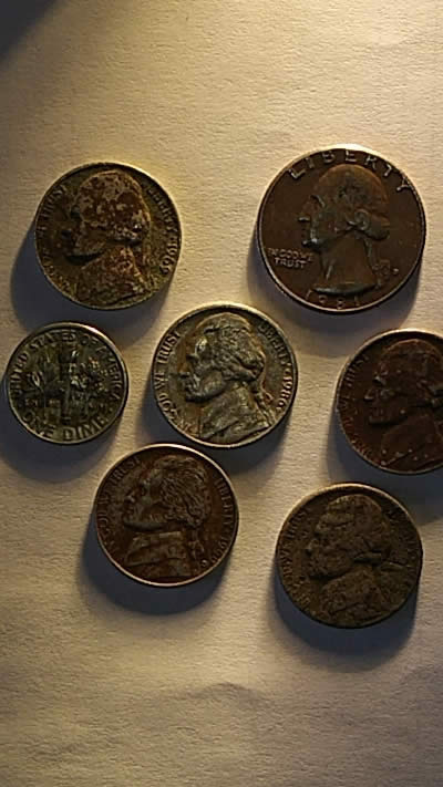 Clad-Errors-On-1999-D-Quarter.-Jefferson-Nickle-Or-Dime