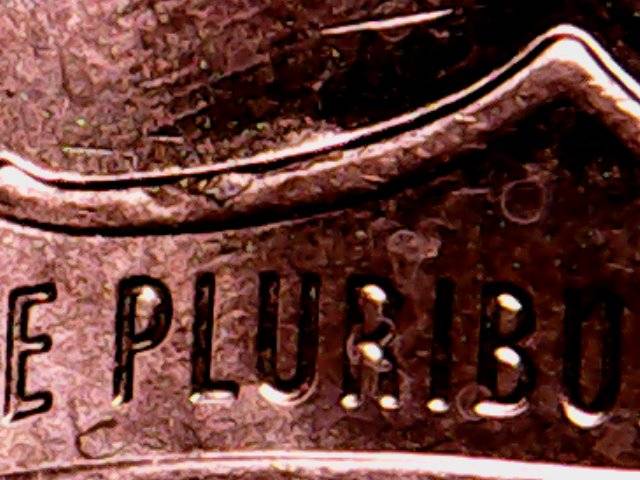 2013-Philadelphia-Shield-Cent-Crack-Forehead-&-Hair-Error