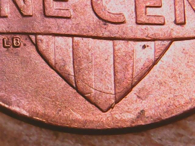 2016-P-Shield--Cent-Error-On-Reverse-Die-Crack-And-Something-Else?