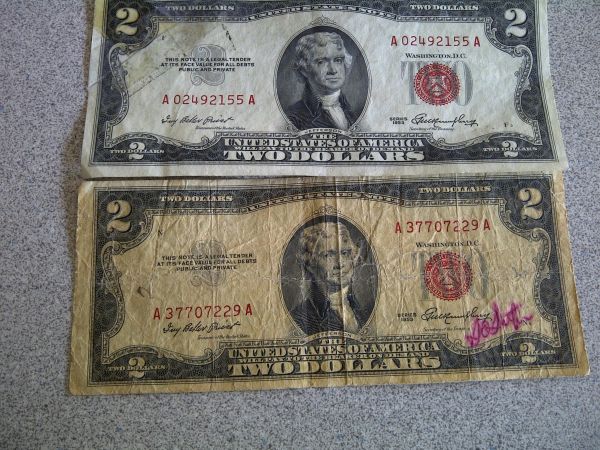 Red-Seal-Bills?