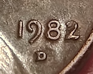 1982-D-Large-Or-Small-Date-Lincoln-Cent?