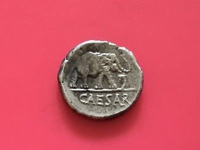 Julius-Caesar-AR-Denarius