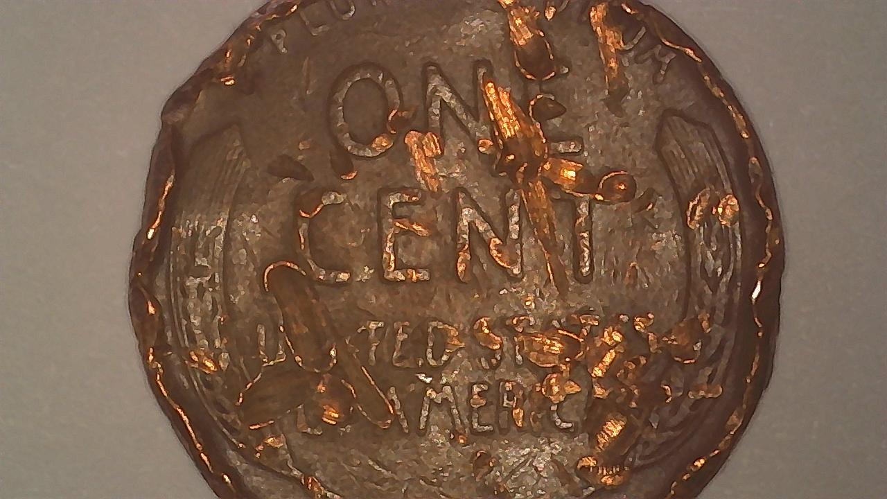 1946-Wheat-Cent-Distressed.--What-The-Heck?-Please-Help