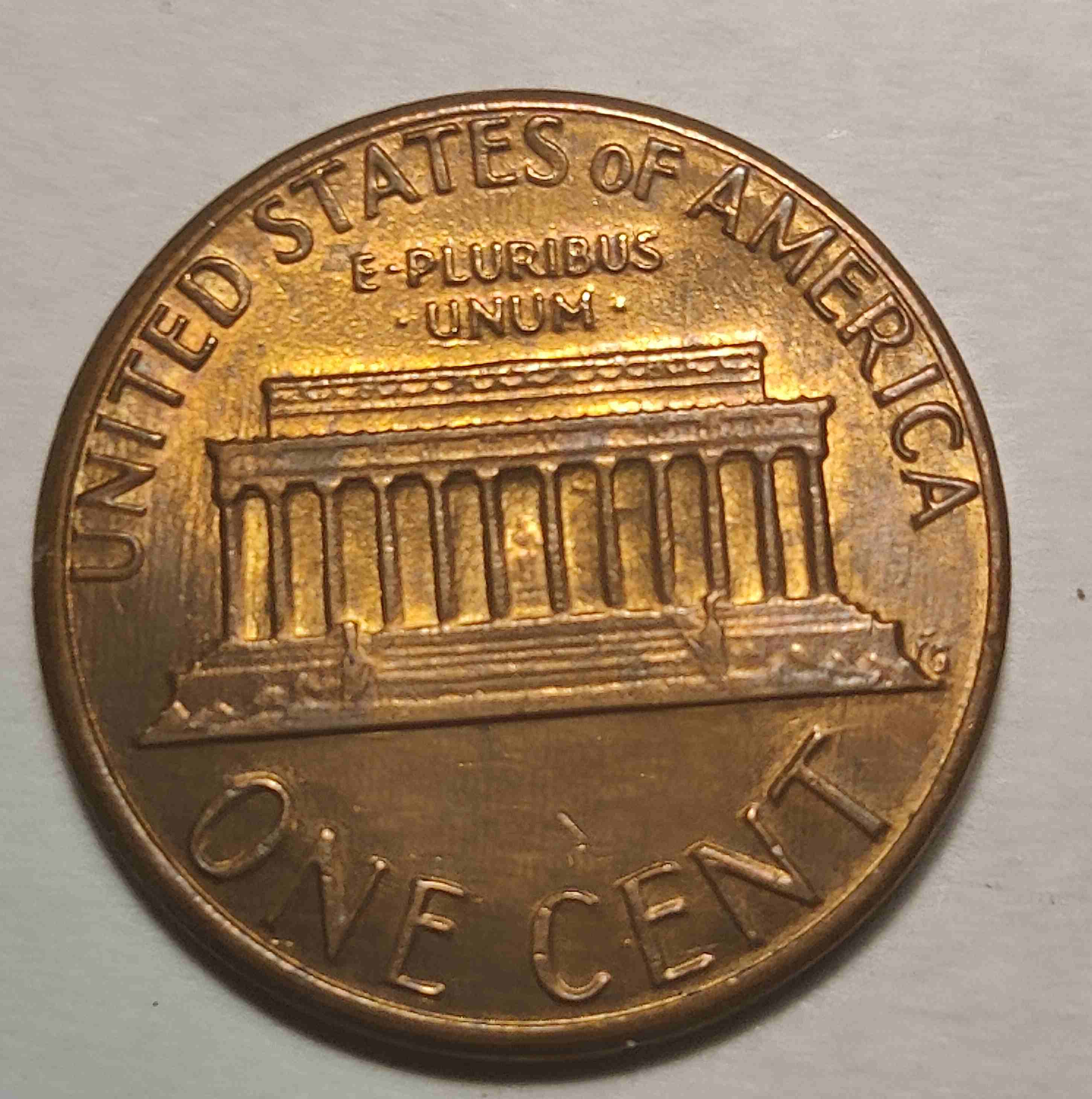 Is-This-A-Solid-1985-Penny-Worth-Keeping/Grading,-Could-This-Be-A-D-Over-D-Mint-Mark/VDB