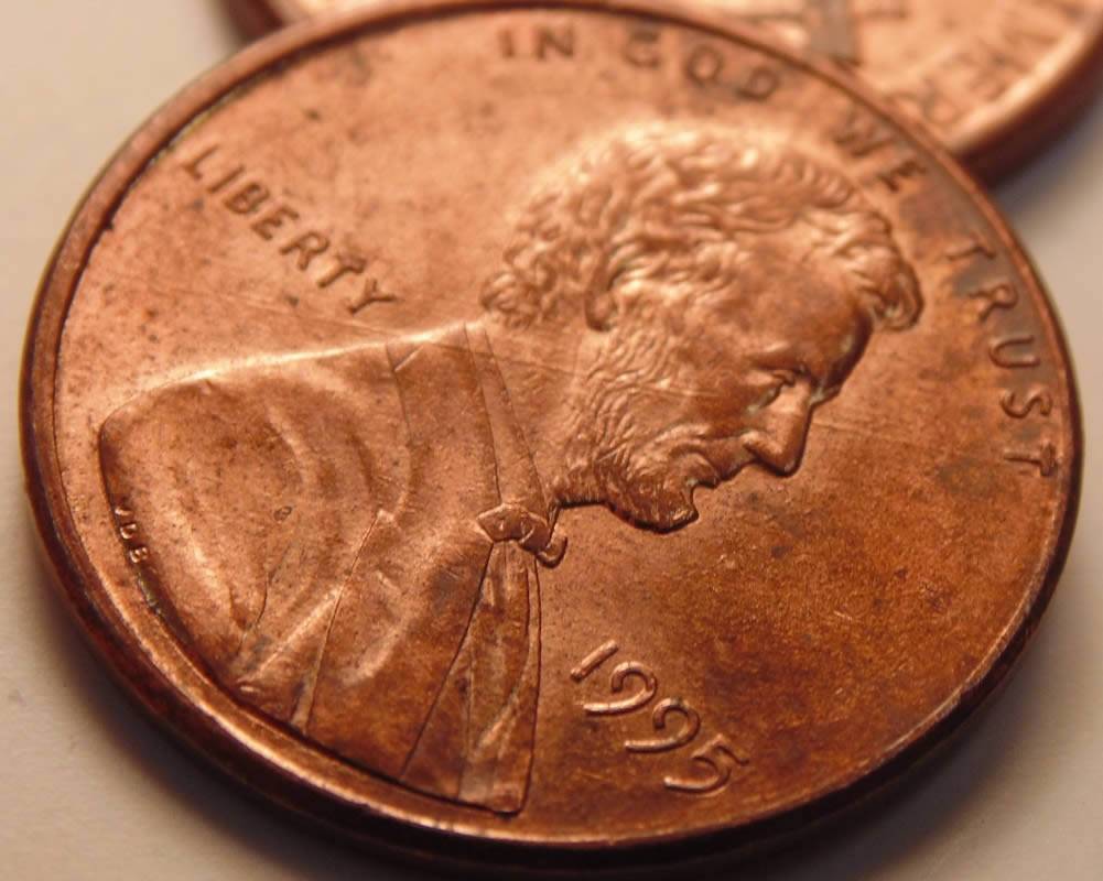 1992-And-1995-Pennies-With-Lines.