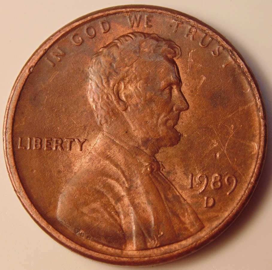 1989-D-Lincoln-With-Wierd-Rim-And-Multiple-Die-Chips?