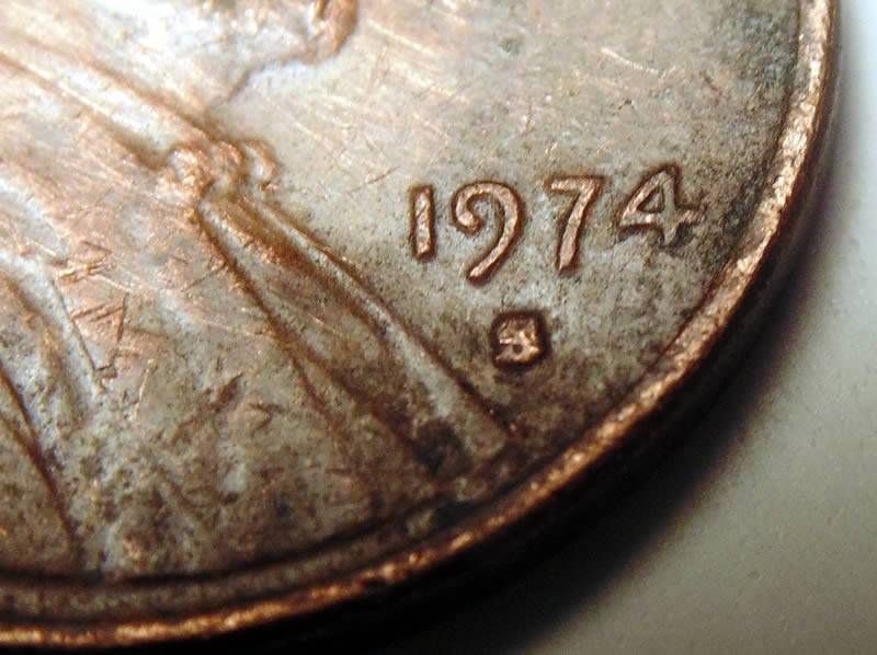 1974-Lincoln-MM?-Looks-Lika-A-S