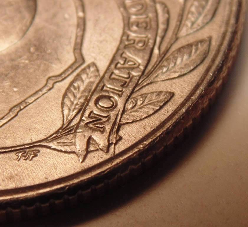 Just-Sharing-2-Die-Crack-Quarter!