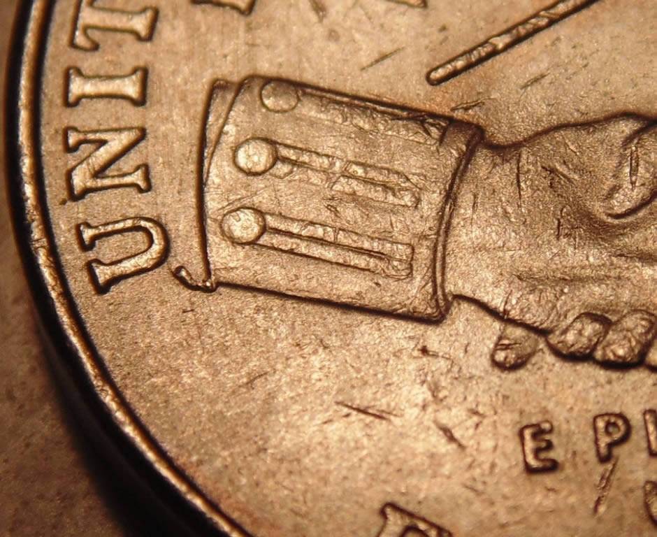 2004-Nickel-Peace-Die-Chip?