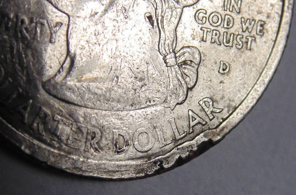 2001-Vermont-Quarter-Very-Strange!