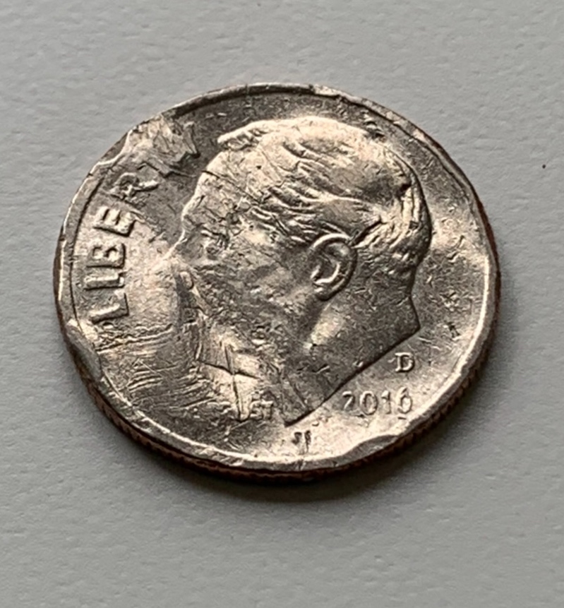 Error-Dime?-Very-Interesting-Looking-:-2016-D