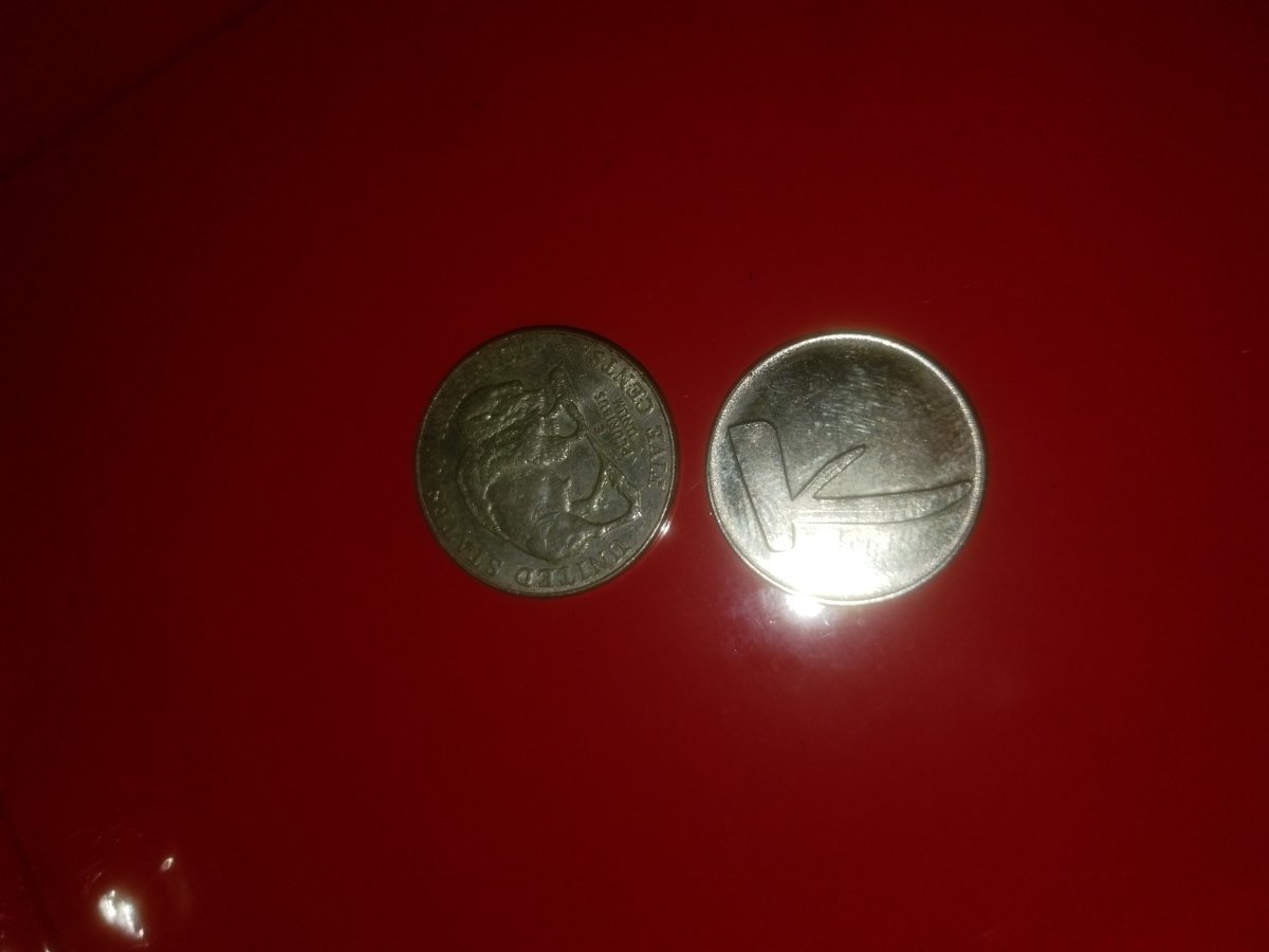 Found-This-In-A-Bank-Roll.-Looks-Like-A-Nickel..-Anyone-Have-A-Clue?-Id:-Pachinko-Token
