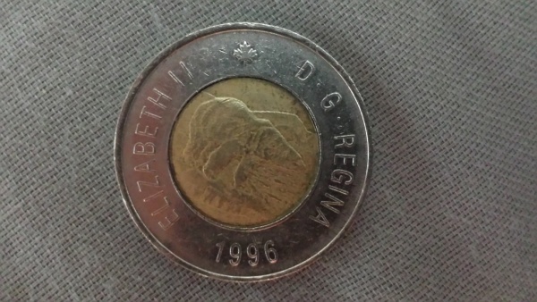 2-Dollar-Coin-With-Upside-Down-Centre