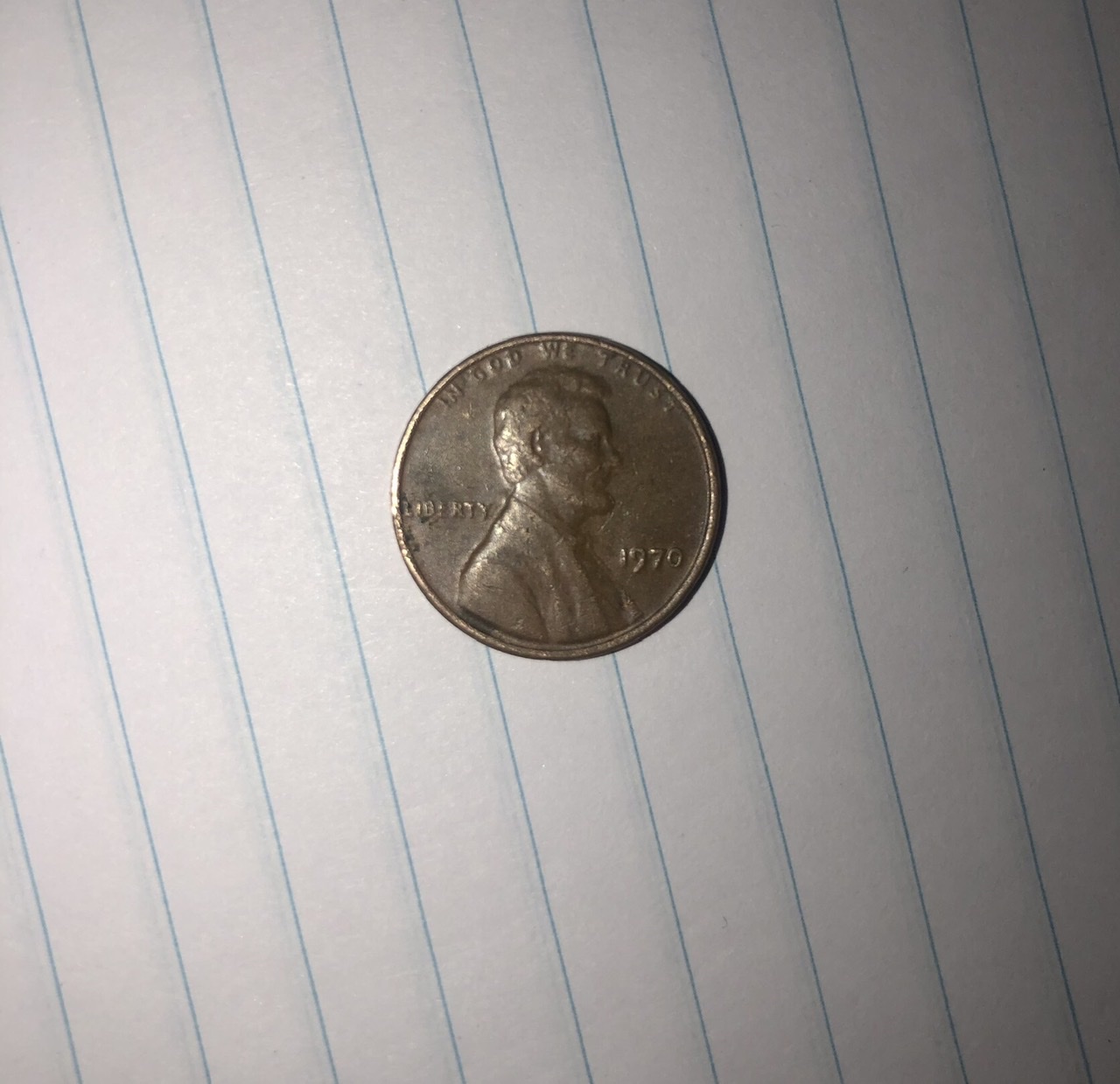 1970-Lincoln-Memorial-Cent-With-Floating-Roof-With-No-FG-Initials
