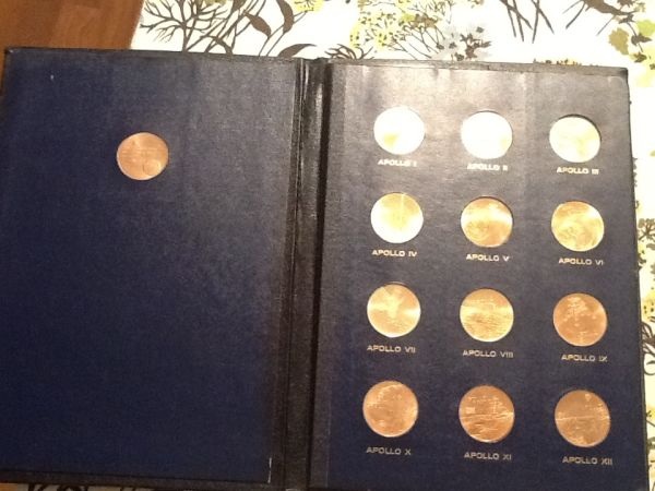 The-Apollos-Book-Coin-Collection?