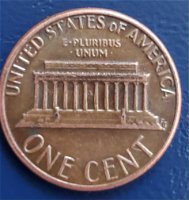 1982-Lincoln-Memorial-Penny-With-Error-On-Date-Possibly?