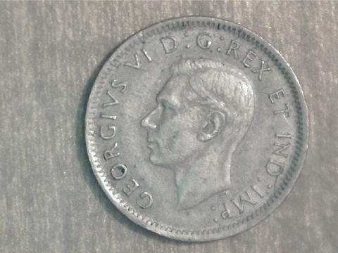 1947-Maple-Leaf-Penny-Die-Crack
