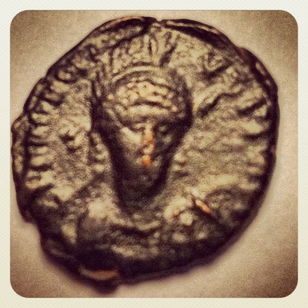 Arcadius-Facing-Mostly-Forward