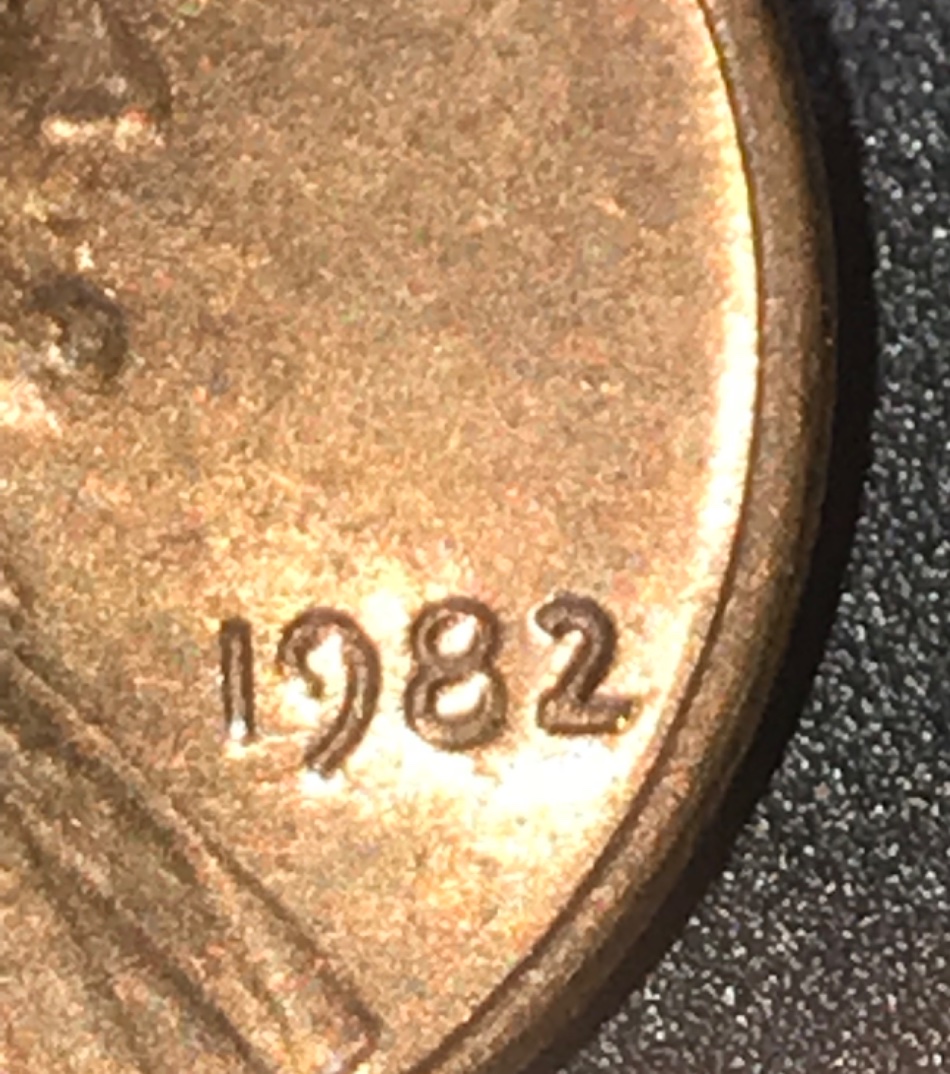 Appears-To-Have-Some-Thickness-In-1982-LMC-Possible-DDO?