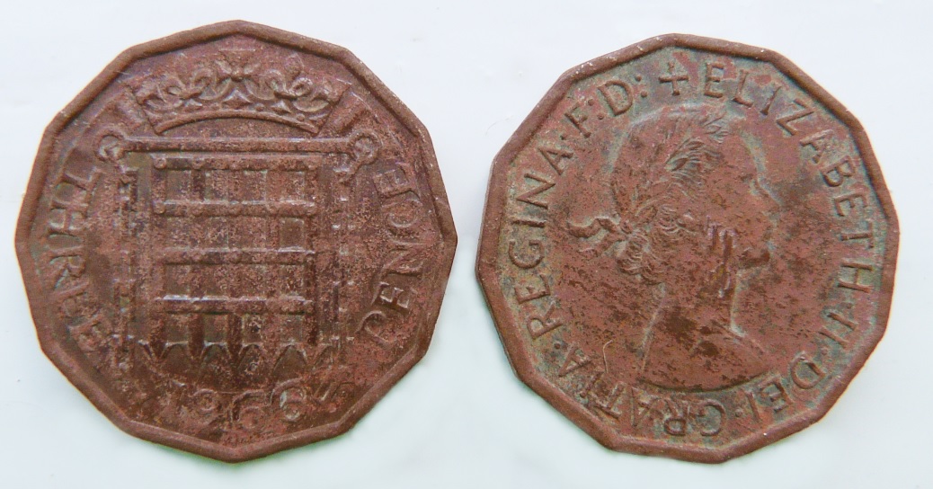 A-UK-1937-Threepenny-Coin-Found-In-Copper?