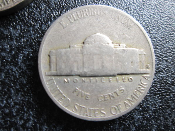 How-Do-You-Tell1941-S--Small-S-/-Large-S---Jefferson-Nickels