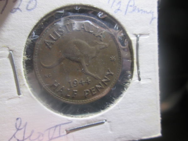 Help-With-Uncirculated-Australian-Pennies-And-1/2-Pennies