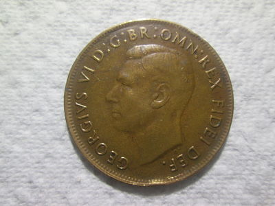 Help-With-Uncirculated-Australian-Pennies-And-1/2-Pennies
