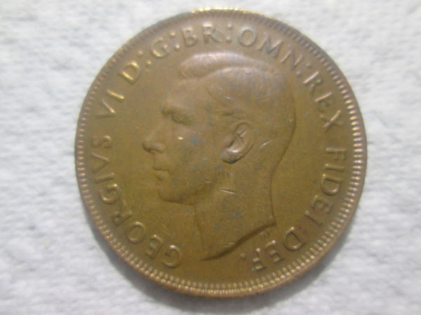 Help-With-Uncirculated-Australian-Pennies-And-1/2-Pennies