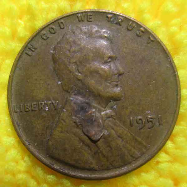 1952-P-Lincoln-Wheat-Cent-W/-Die-Chip-Or-Lamination-Error?