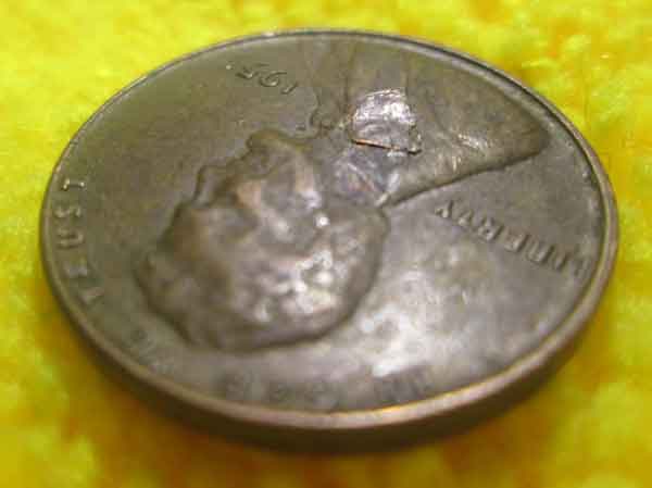 1952-P-Lincoln-Wheat-Cent-W/-Die-Chip-Or-Lamination-Error?
