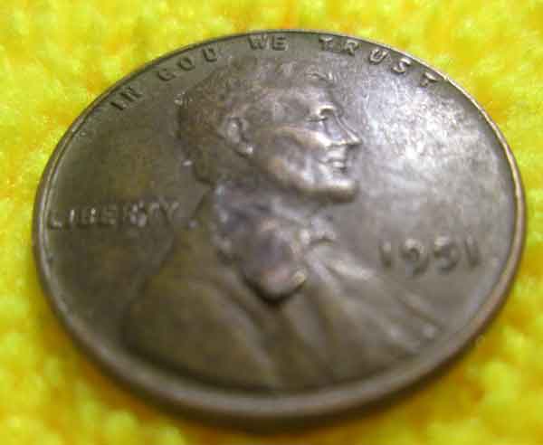 1952-P-Lincoln-Wheat-Cent-W/-Die-Chip-Or-Lamination-Error?