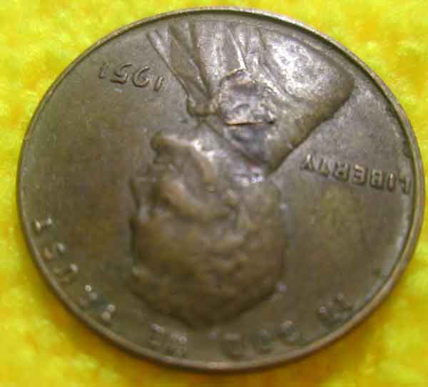 1952-P-Lincoln-Wheat-Cent-W/-Die-Chip-Or-Lamination-Error?