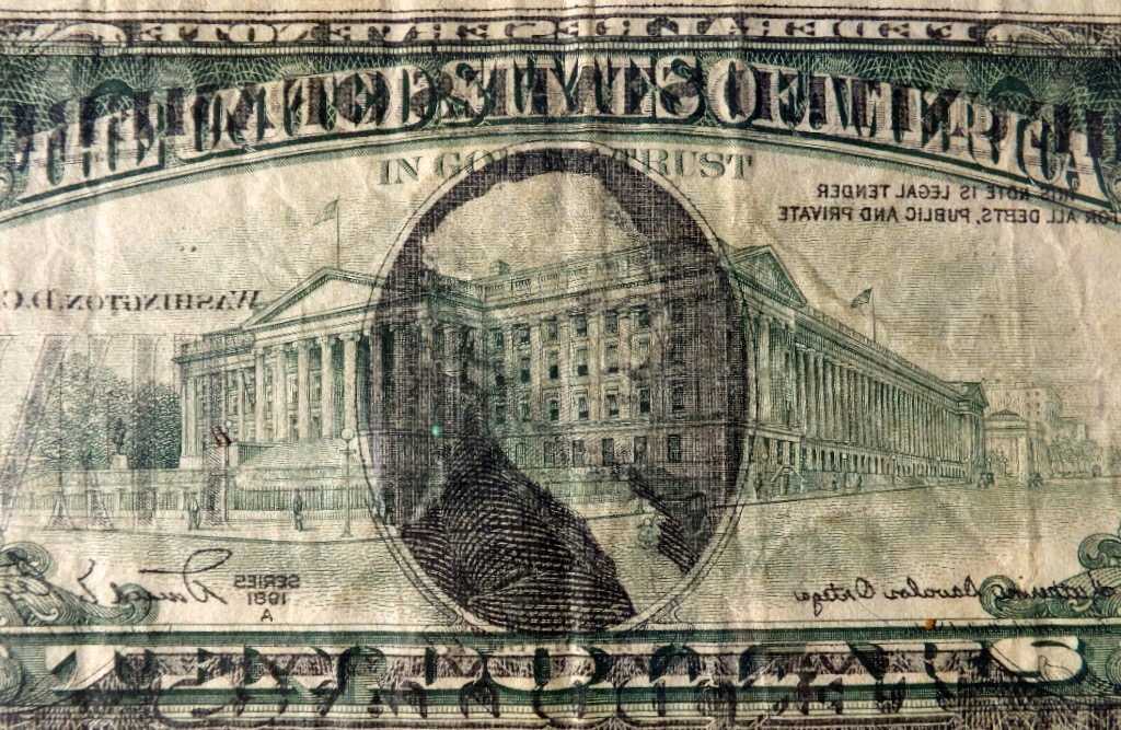 Help-Needed-On-This-$10-Bill