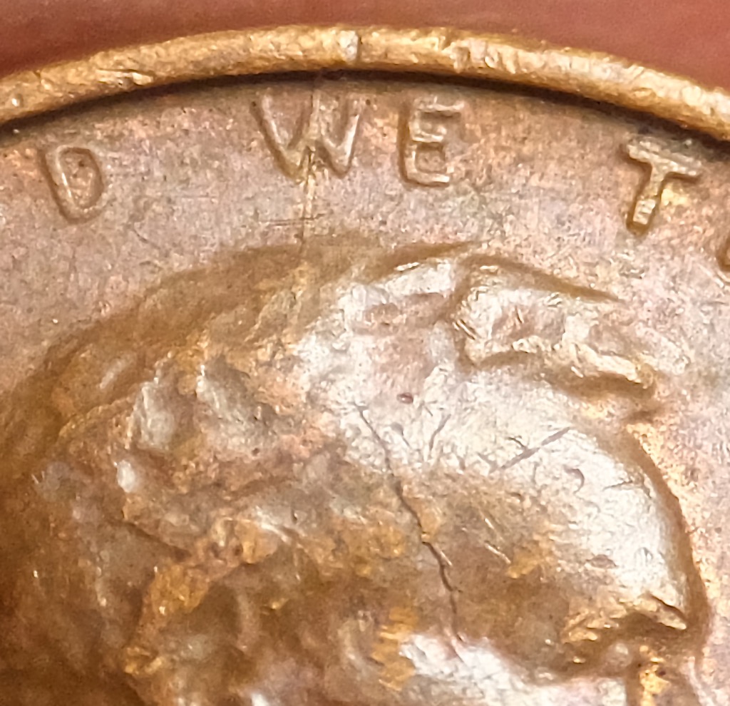 1971-D-LMC-Cracked-Skull-And-Spike-Head