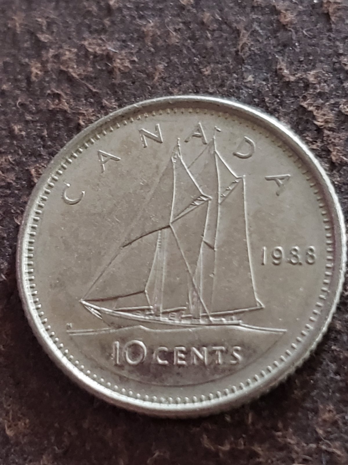1988-Canadian-Dime-With-A-Dot