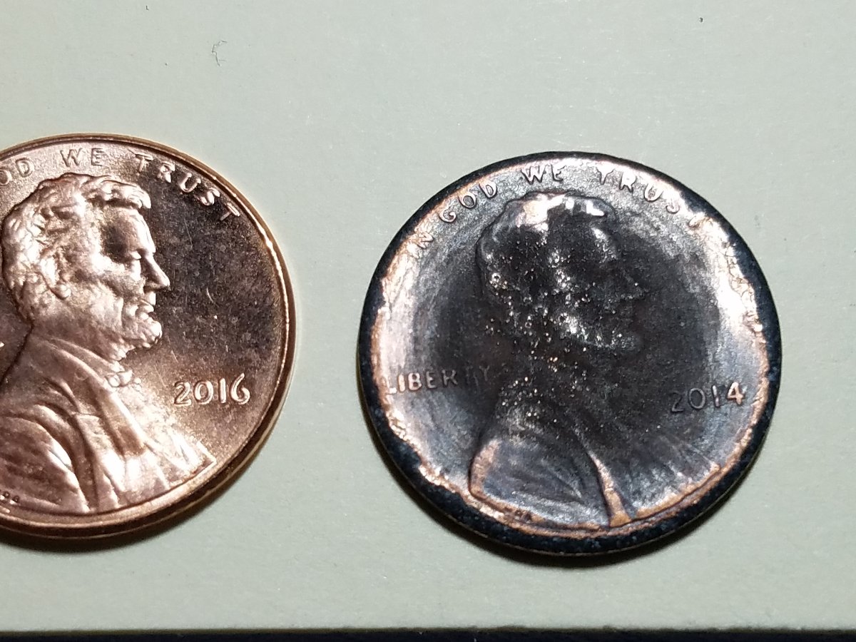 2014-Lincoln-Penny;-Odd-Image-Over-Shield