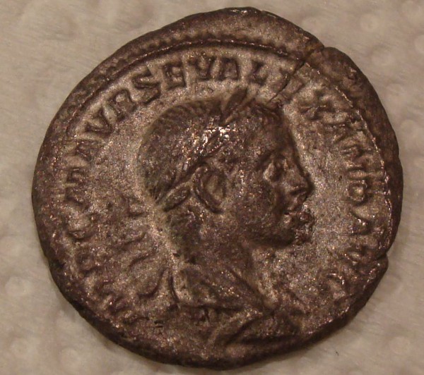 New-To-Roman-Coins---Fakes?