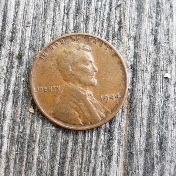 Do-You-A-Pick-Up-Old-Coins-From-Drive-Thru?