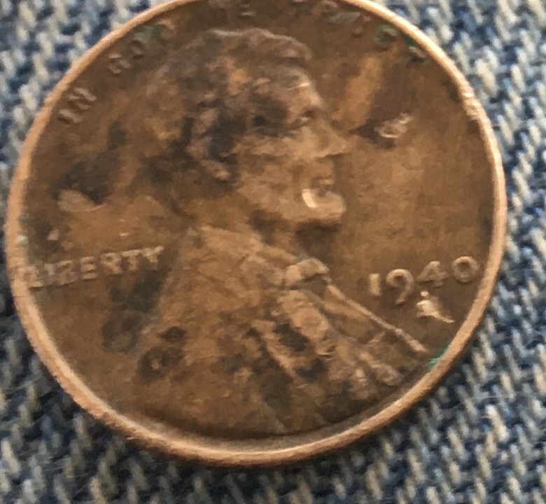 Do-You-A-Pick-Up-Old-Coins-From-Drive-Thru?
