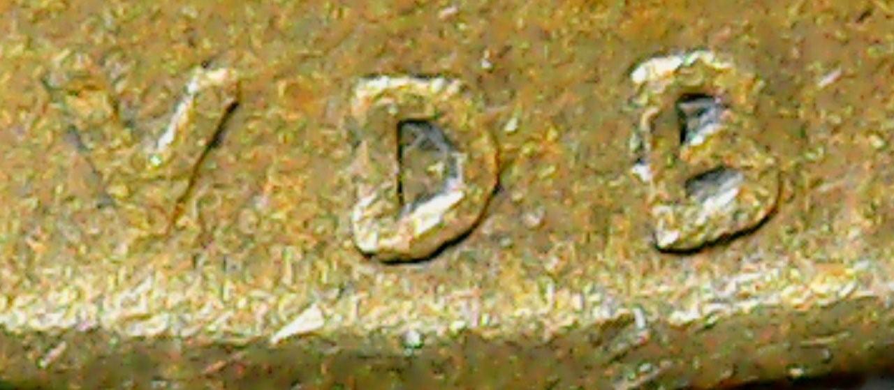 1909-P-VDB-LWC-No-Dots-In-VDB
