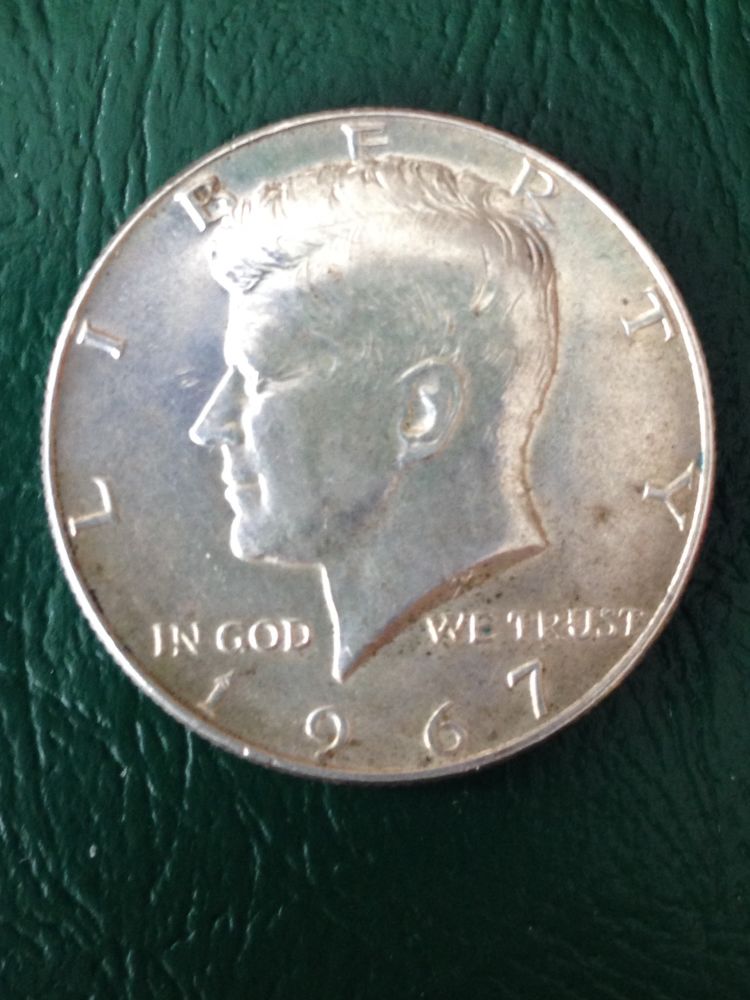 Amazing-How-People-Can-Go-Shopping-And-Pay-With-A-Coin-Like-That